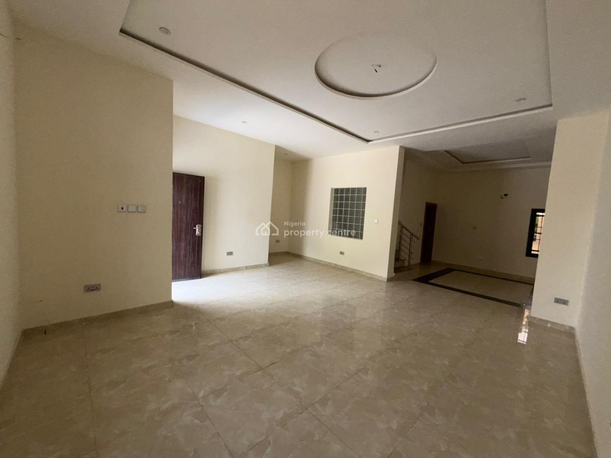 Well-finished 4-bedroom Terrace Duplex with a Boys Quarters, Guzape District, Abuja, Terraced Duplex for Sale