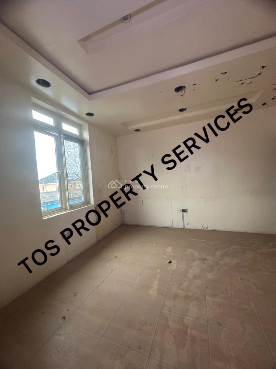 Office -commercial Property on Busy Road, By Herbert Macaulay Way, Yaba, Lagos, Office Space for Rent