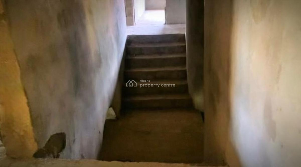16 Bedroom Fully Detached Duplex, Ekorinim, Calabar, Cross River, Detached Duplex for Sale