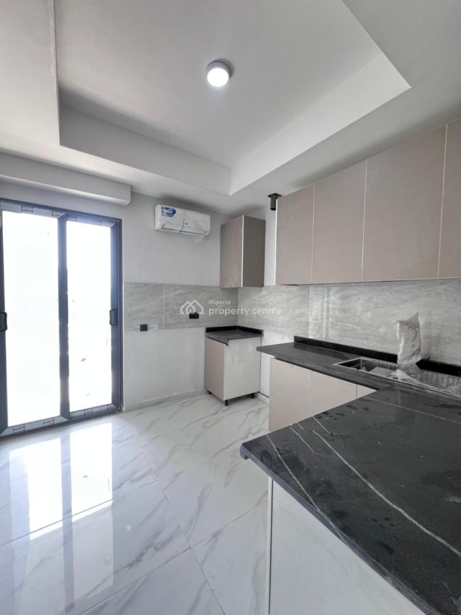 2  Bedroom Apartment, Victoria Island (vi), Lagos, Flat / Apartment for Sale