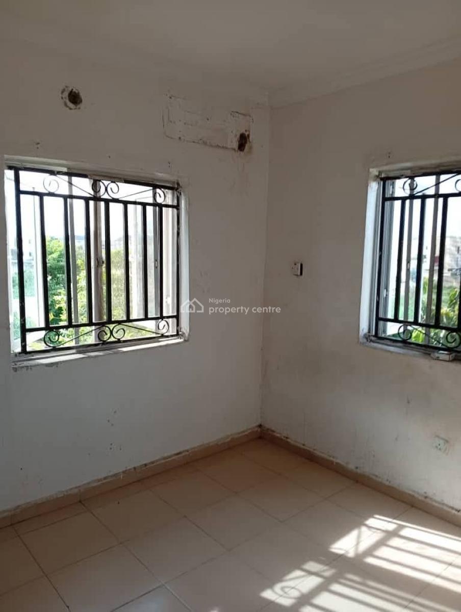 Renovated and Spacious 3 Bedroom Apartment, Gra Phase 1, Magodo, Lagos, Flat / Apartment for Rent
