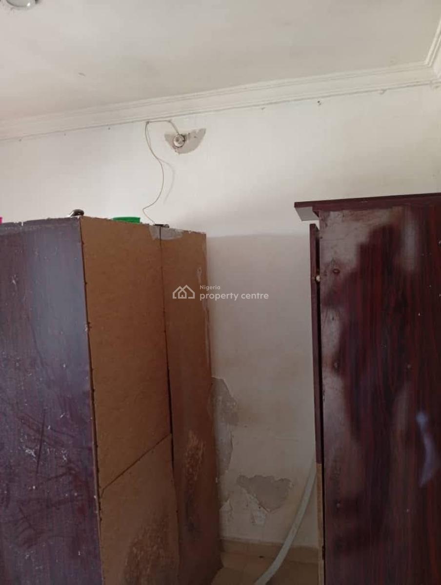 Renovated and Spacious 3 Bedroom Apartment, Gra Phase 1, Magodo, Lagos, Flat / Apartment for Rent