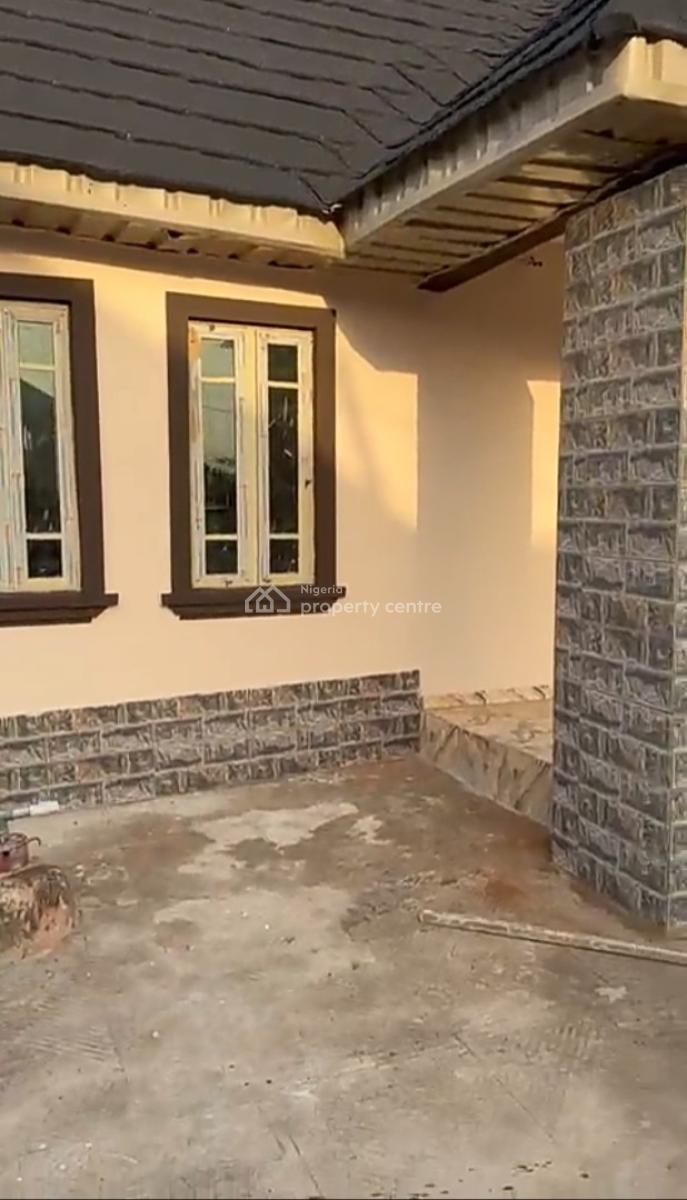 2 Units of 3 Bedroom, En Suites, Benin, Oredo, Edo, Block of Flats for Sale