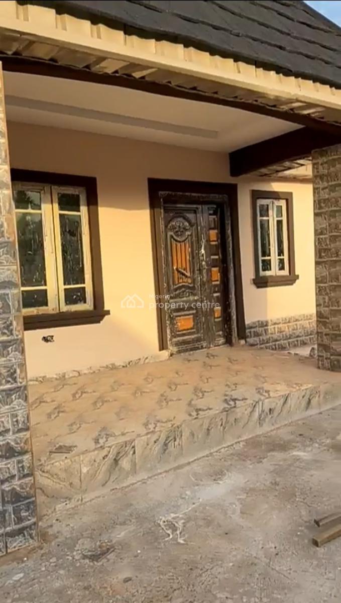 2 Units of 3 Bedroom, En Suites, Benin, Oredo, Edo, Block of Flats for Sale