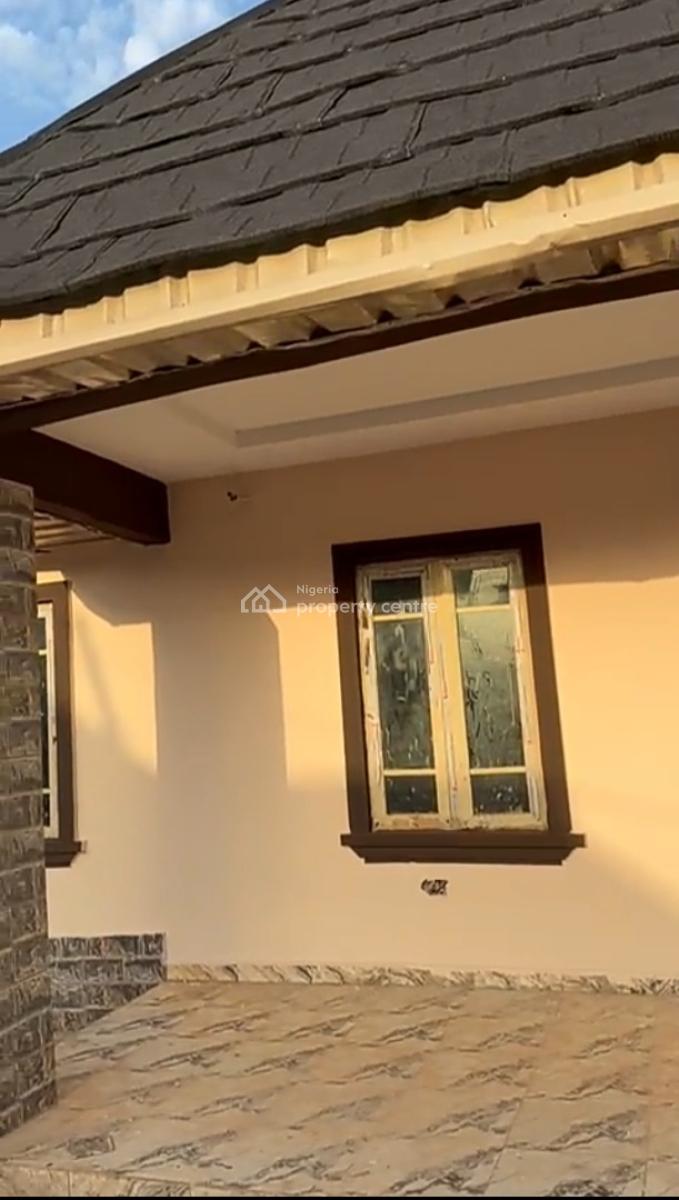 2 Units of 3 Bedroom, En Suites, Benin, Oredo, Edo, Block of Flats for Sale