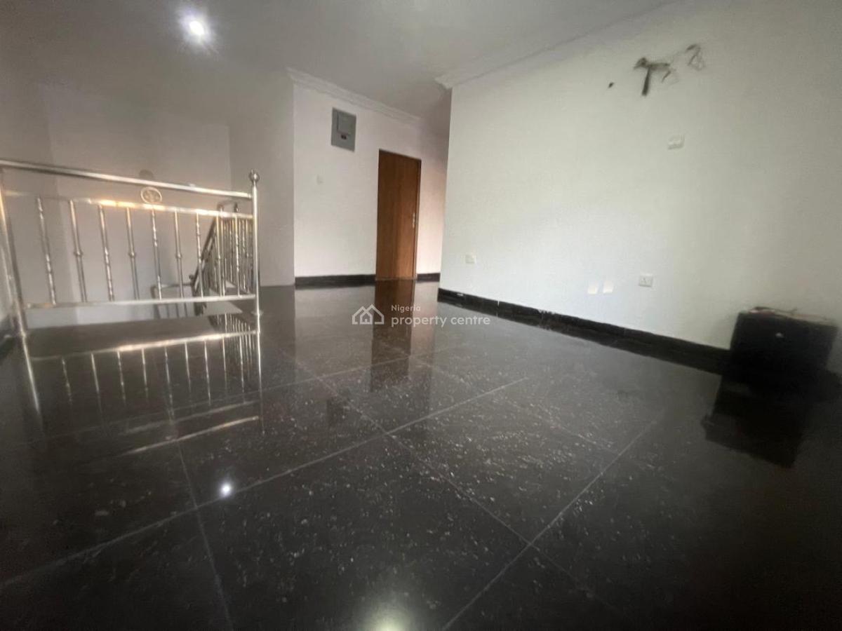 Luxury 2 Bedroom Apartment, Lekki Phase 1, Lekki, Lagos, Flat / Apartment for Rent