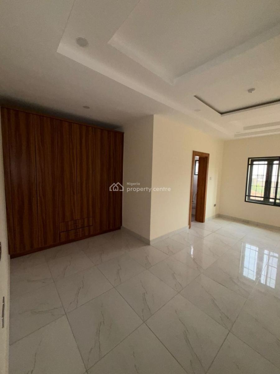 Beautiful 4 Bedroom with a Bq, Guzape District, Abuja, Terraced Duplex for Sale