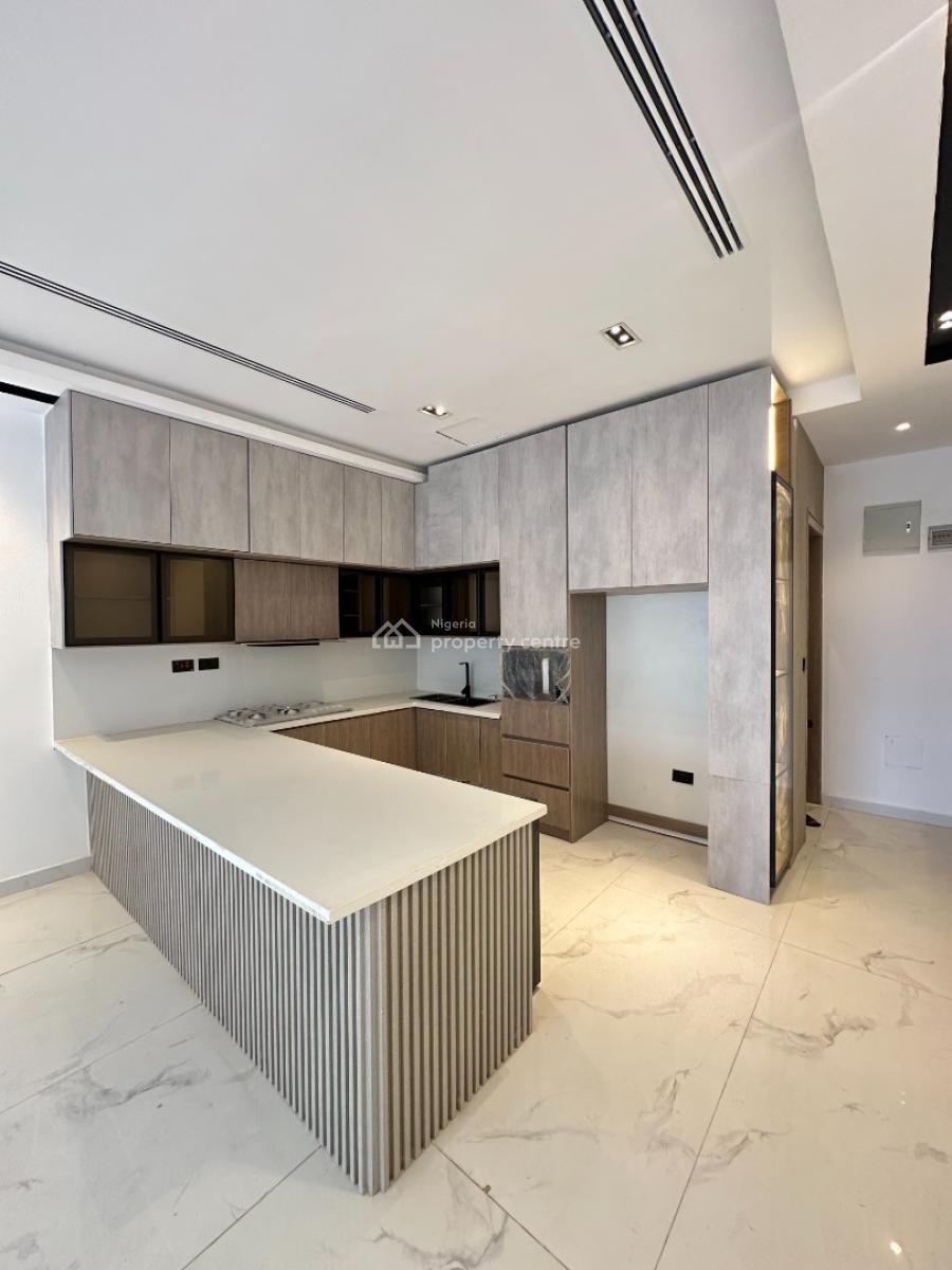 Beautiful 2 Bedroom Service Apartment with Swimming Pool, Lekki Phase 1, Lekki, Lagos, Flat / Apartment for Sale