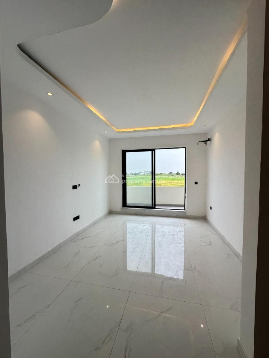 Beautiful 2 Bedroom Service Apartment with Swimming Pool, Lekki Phase 1, Lekki, Lagos, Flat / Apartment for Sale