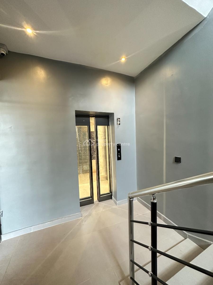 Beautiful 2 Bedroom Service Apartment with Swimming Pool, Lekki Phase 1, Lekki, Lagos, Flat / Apartment for Sale