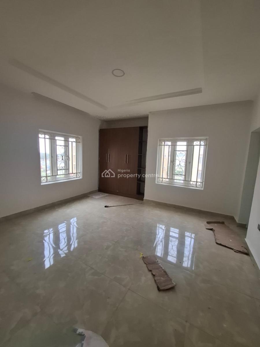 Smart 3 Bedroom with a Bq, Guzape District, Abuja, Flat / Apartment for Rent