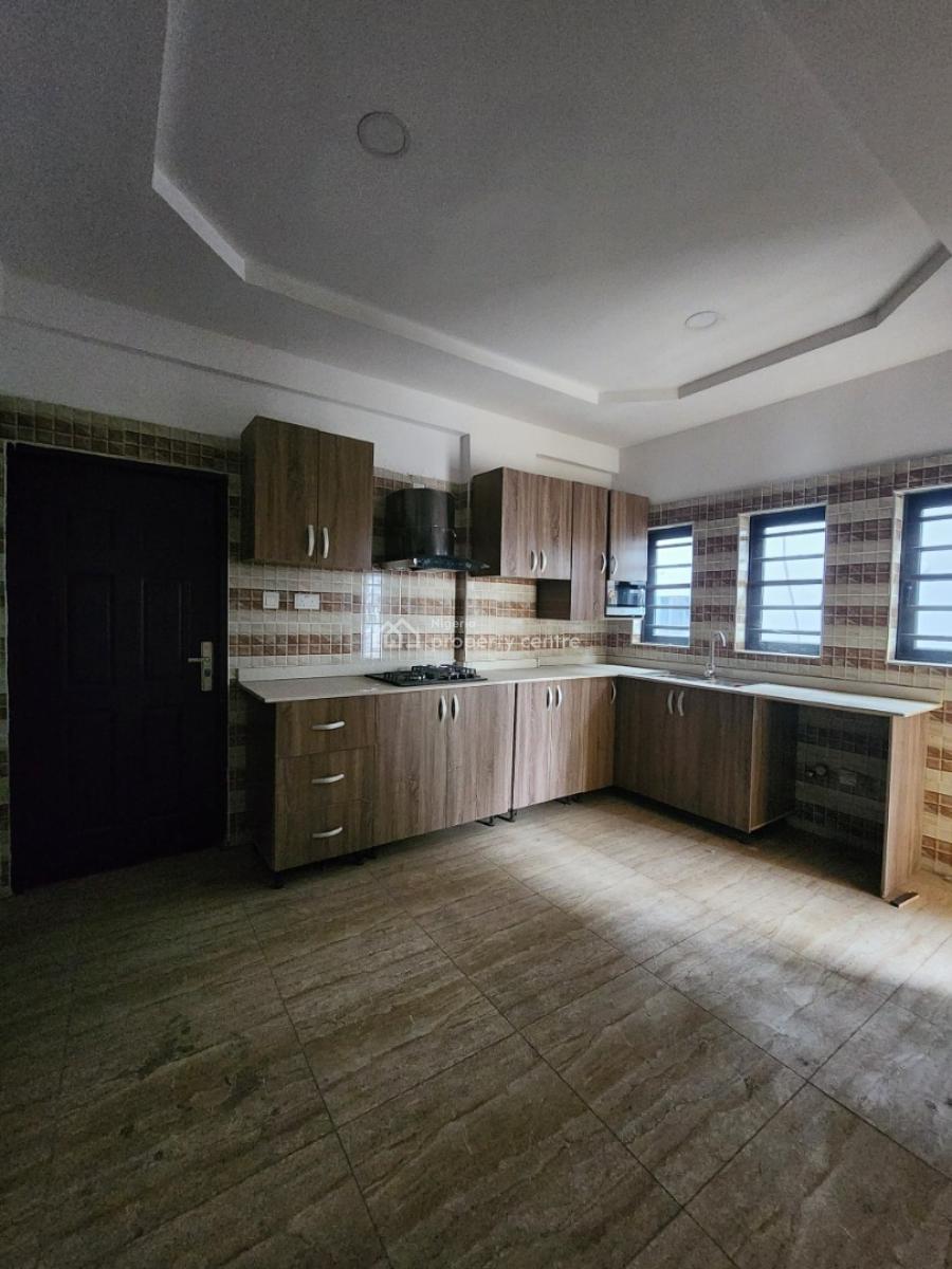 3 Bedroom Apartment + Bq, Lekki Phase 1, Lekki, Lagos, Flat / Apartment for Sale