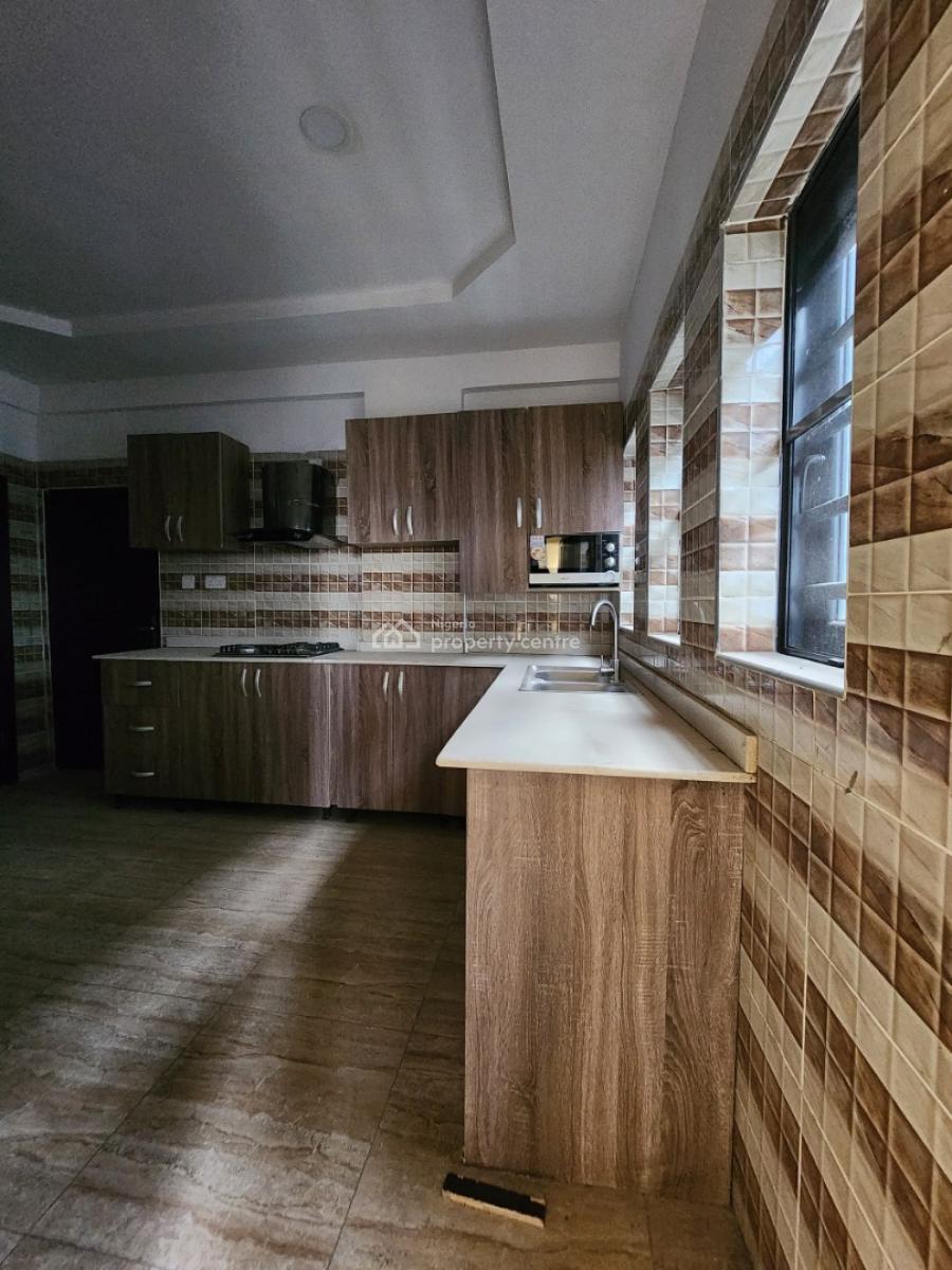 3 Bedroom Apartment + Bq, Lekki Phase 1, Lekki, Lagos, Flat / Apartment for Sale