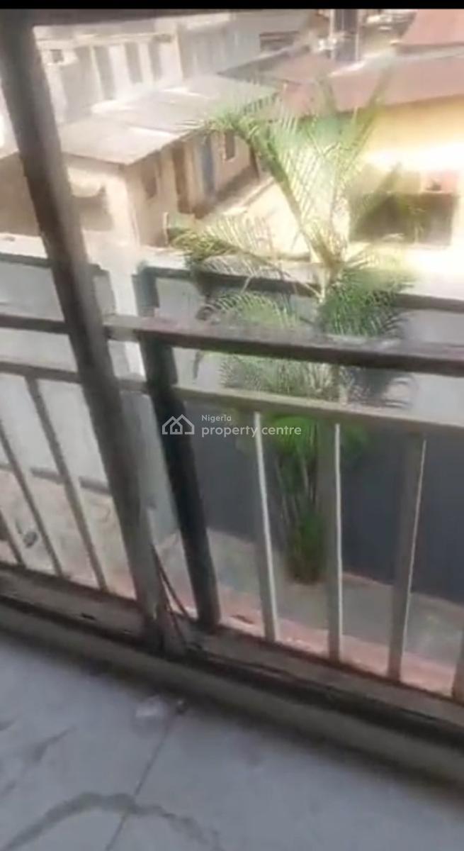 3 Bedroom Flat, Ajao Estate, Anthony, Maryland, Lagos, Flat / Apartment for Rent