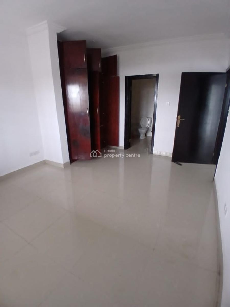 Serviced Waterfront 3 Bedroom Apartment, Off Admiralty Way, Lekki Phase 1, Lekki, Lagos, Flat / Apartment for Rent