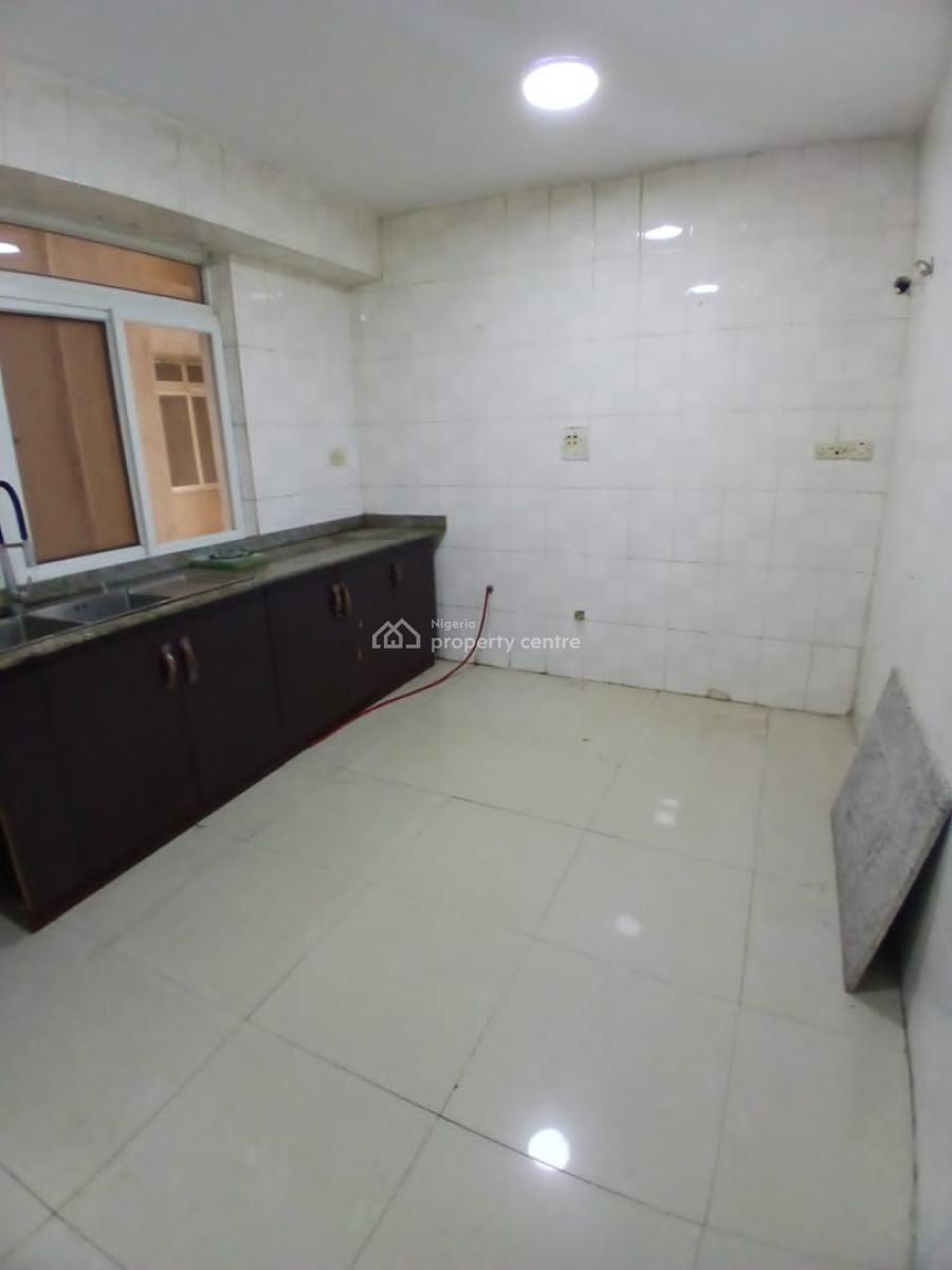 Serviced Waterfront 3 Bedroom Apartment, Off Admiralty Way, Lekki Phase 1, Lekki, Lagos, Flat / Apartment for Rent