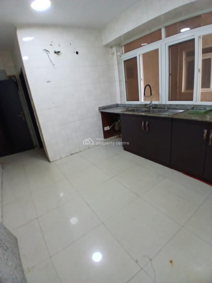 Serviced Waterfront 3 Bedroom Apartment, Off Admiralty Way, Lekki Phase 1, Lekki, Lagos, Flat / Apartment for Rent