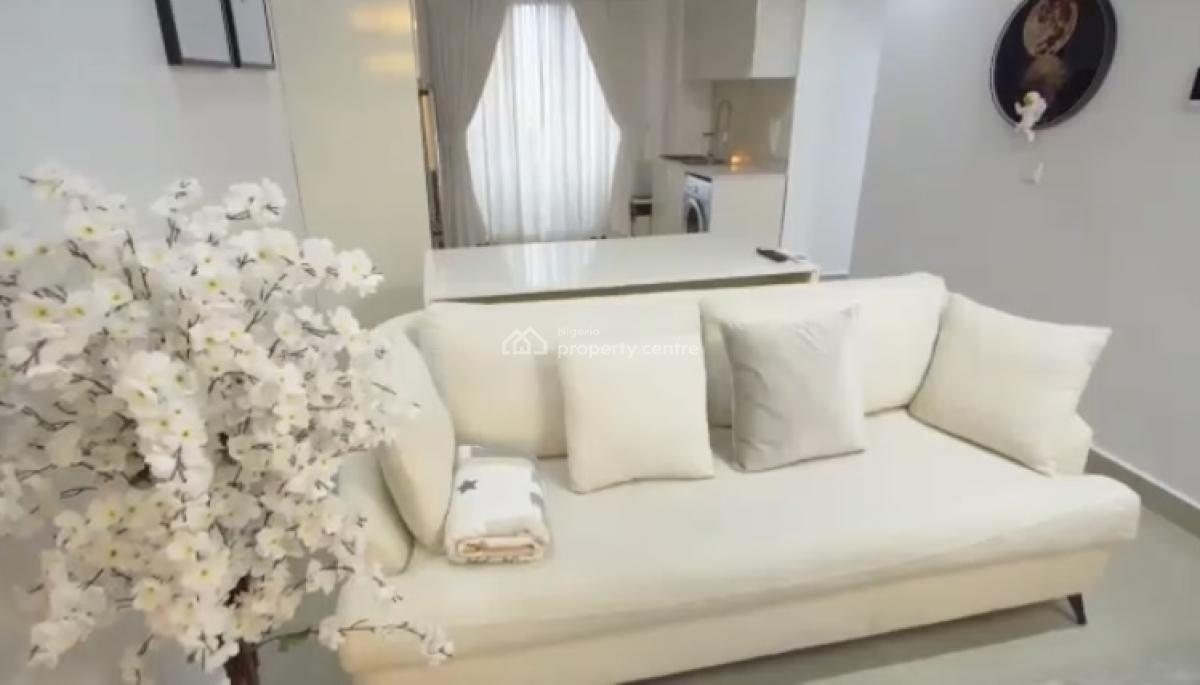 Water Front Luxury- 1 Bedroom (cinema, Pool, Gym), Lekki Phase 1, Lekki, Lagos, Flat / Apartment Short Let