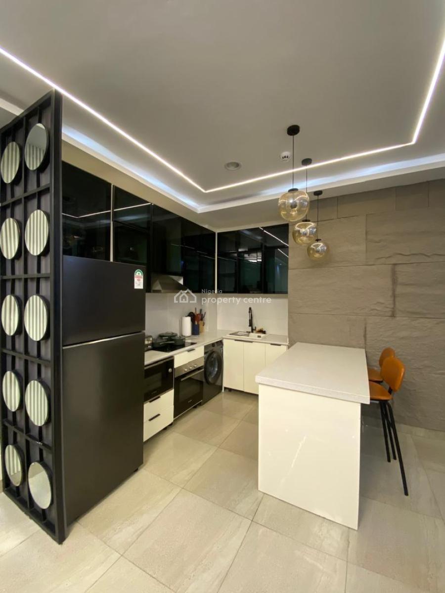 Luxury and Furnished 2 Bedroom Apartment on 5th Floor, Admiralty Way, Lekki Phase 1, Lekki, Lagos, Flat / Apartment for Rent
