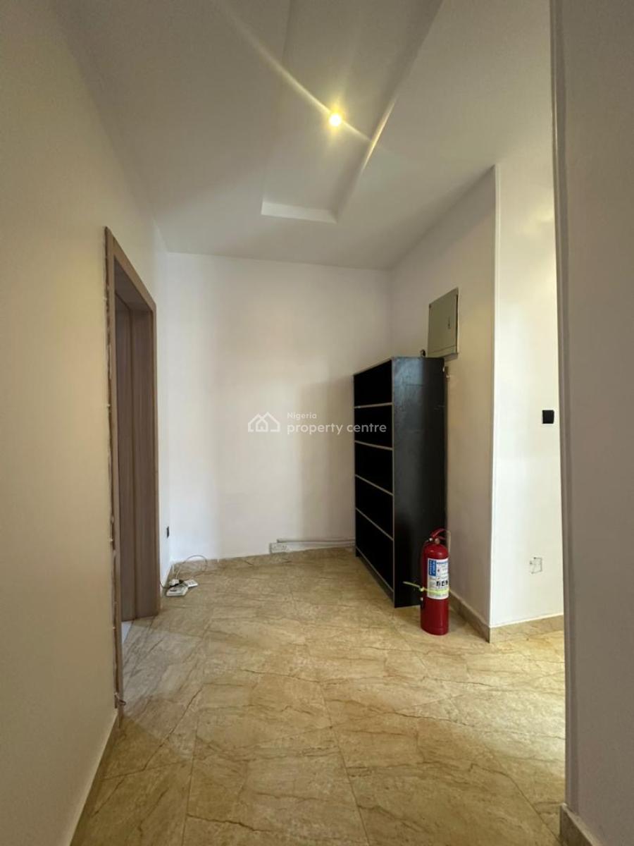 Beautiful 3 Bedroom Apartment, Ologolo, Lekki, Lagos, Flat / Apartment for Rent