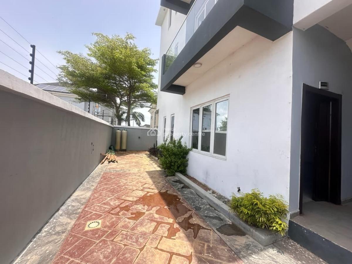 Luxury 2 Bedroom Apartment, Orchid Road By Eleganza Bus Stop, Lekki, Lagos, Flat / Apartment for Rent