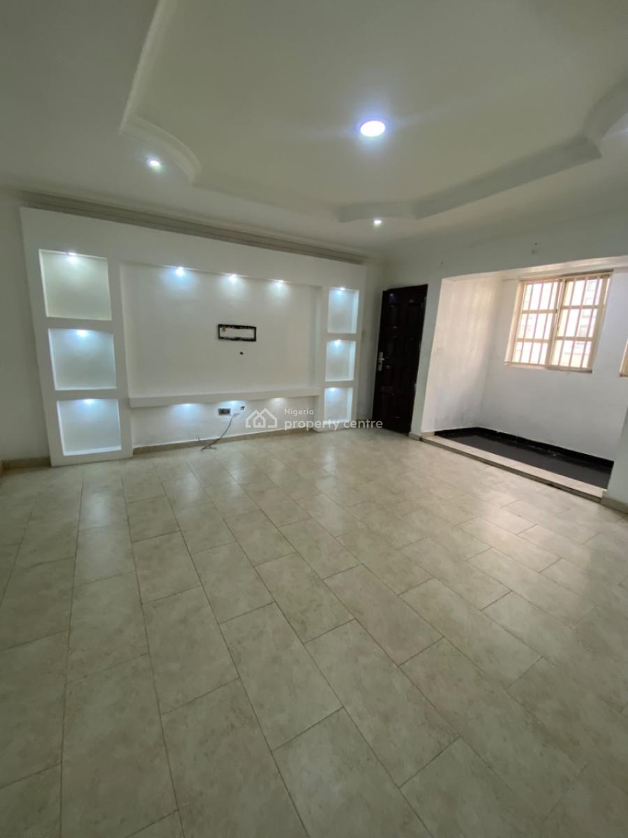 a Self Serviced 3 Bedrooms Flats Upstairs, Gated Estate, Idado Estate, Idado, Lekki, Lagos, Flat / Apartment for Rent
