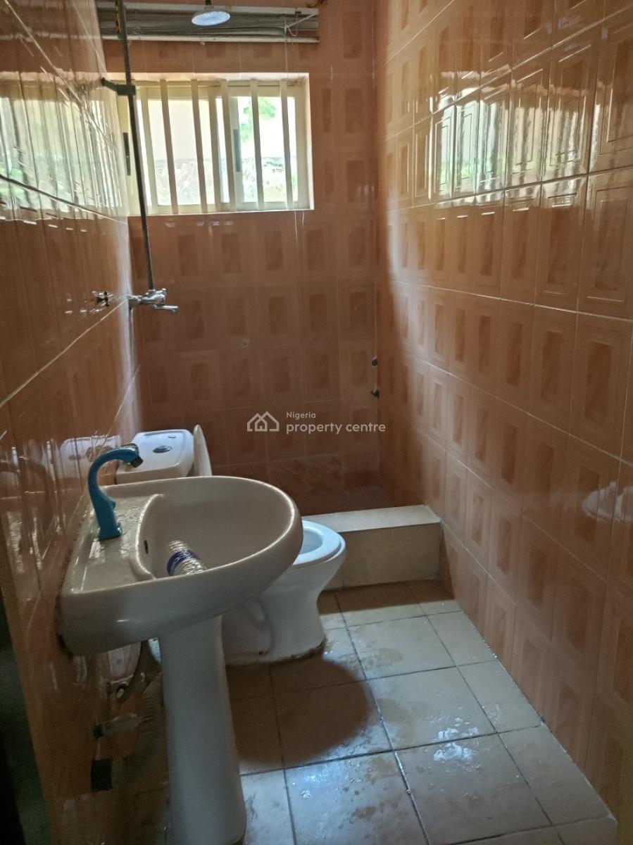 3 Bedroom with Spacious Parlor Secured Estate, Idado, Lekki, Lagos, Flat / Apartment for Rent