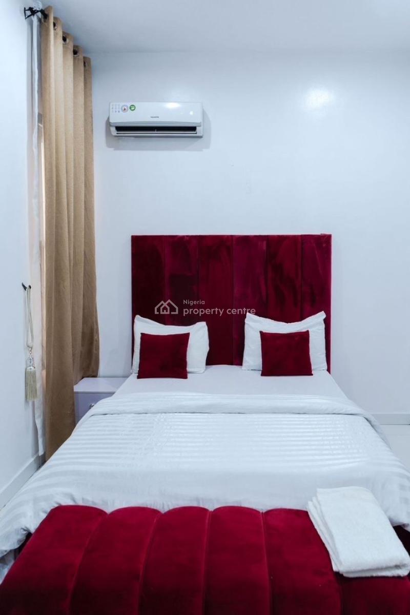 a Beautiful 4-bedroom Apartment Designed with Impeccable Interiors, African Lane, Lekki Phase 1, Lekki, Lagos, Flat / Apartment Short Let