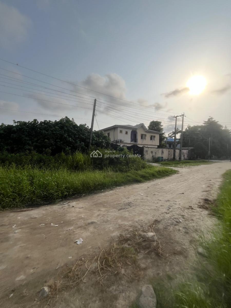 Dry Fenced and Gated Land in a Secure Environment, Mobil Road, Ilaje, Ajah, Lagos, Land for Sale