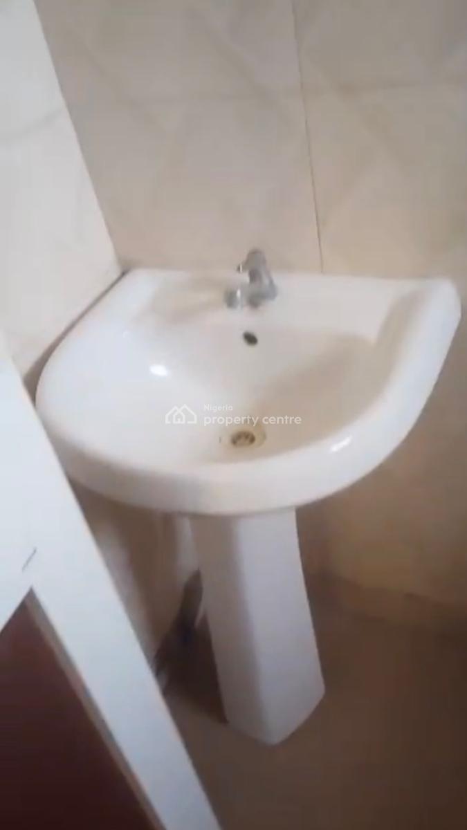 Lovely 2 Bedroom Flat with Rooms Ensuite Upstairs, Off Awolowo Way, Ikeja, Lagos, Flat / Apartment for Rent