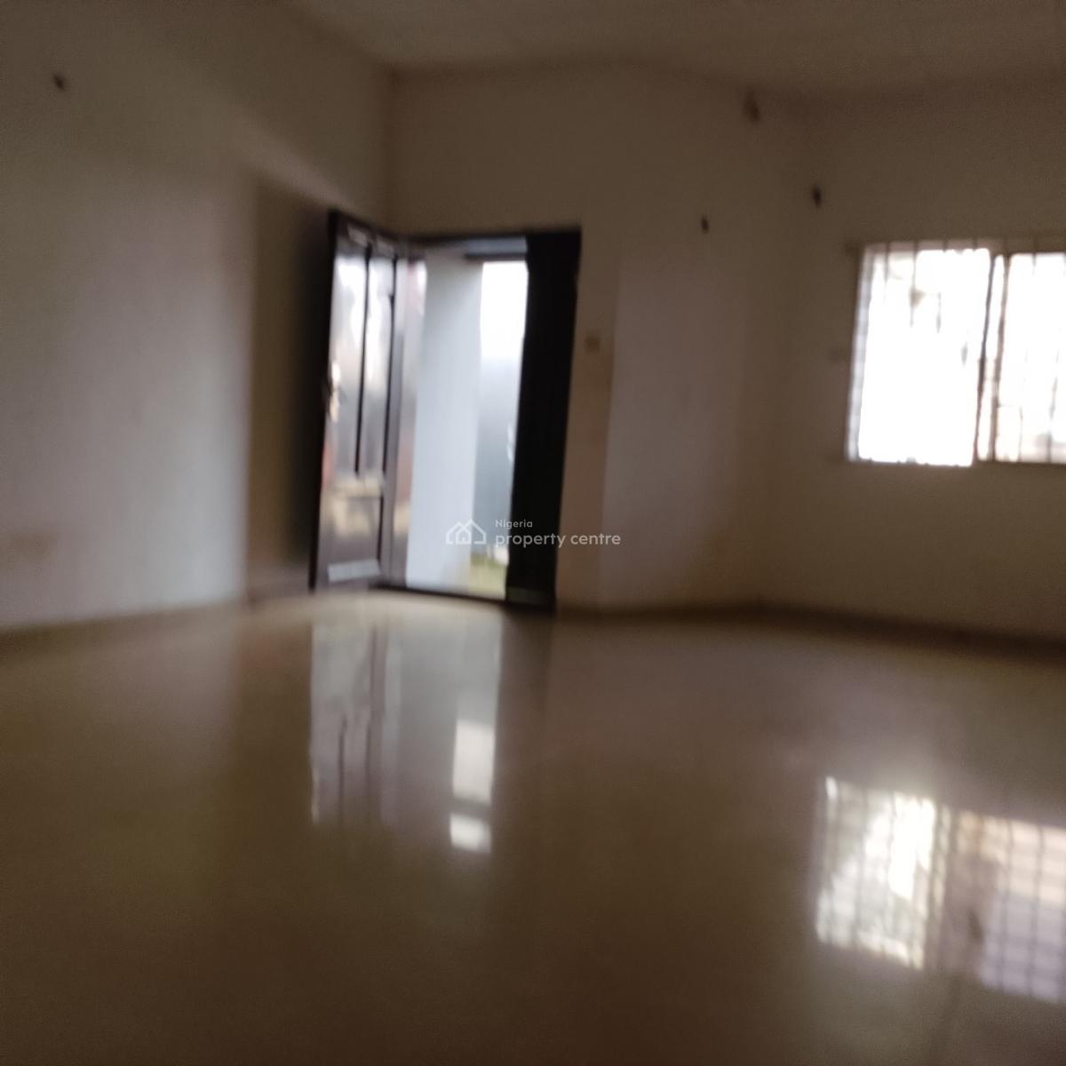 Well Maintained 2 Bedroom Apartment, Ogidan Estate, Sangotedo, Ajah, Lagos, Flat / Apartment for Rent