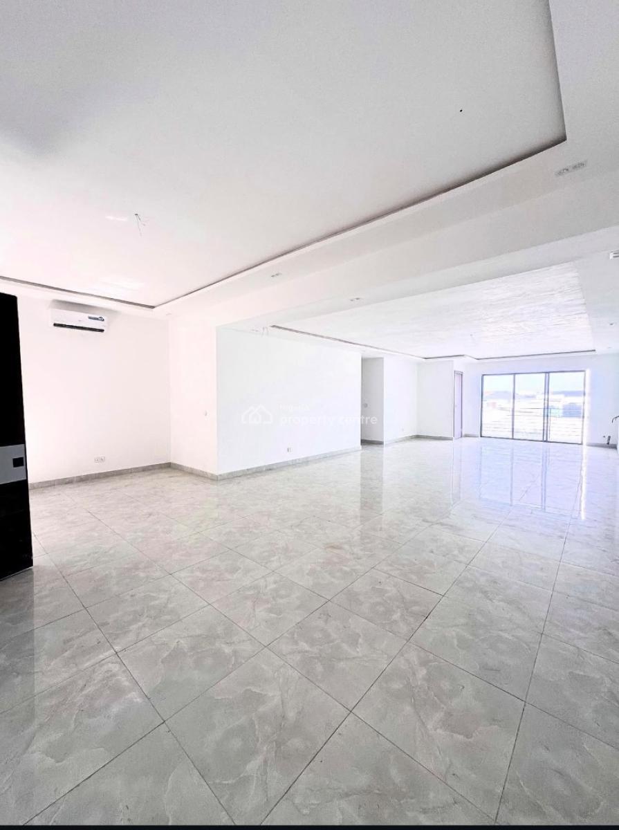 3 Bedroom Lovely and Spacious Apartment, Lekki Phase 1, Lekki, Lagos, Block of Flats for Sale