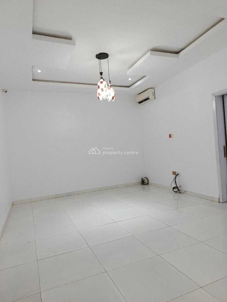 Well Maintained 4 Bedroom Terraced Duplex, Royal View Estate, Ikota, Lekki, Lagos, Terraced Duplex for Rent