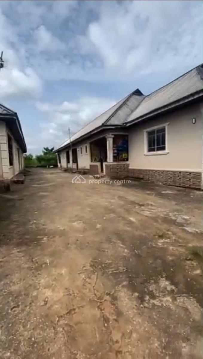 10 Standard Rooms and Parlour Self Cont, Benin, Oredo, Edo, Block of Flats for Sale