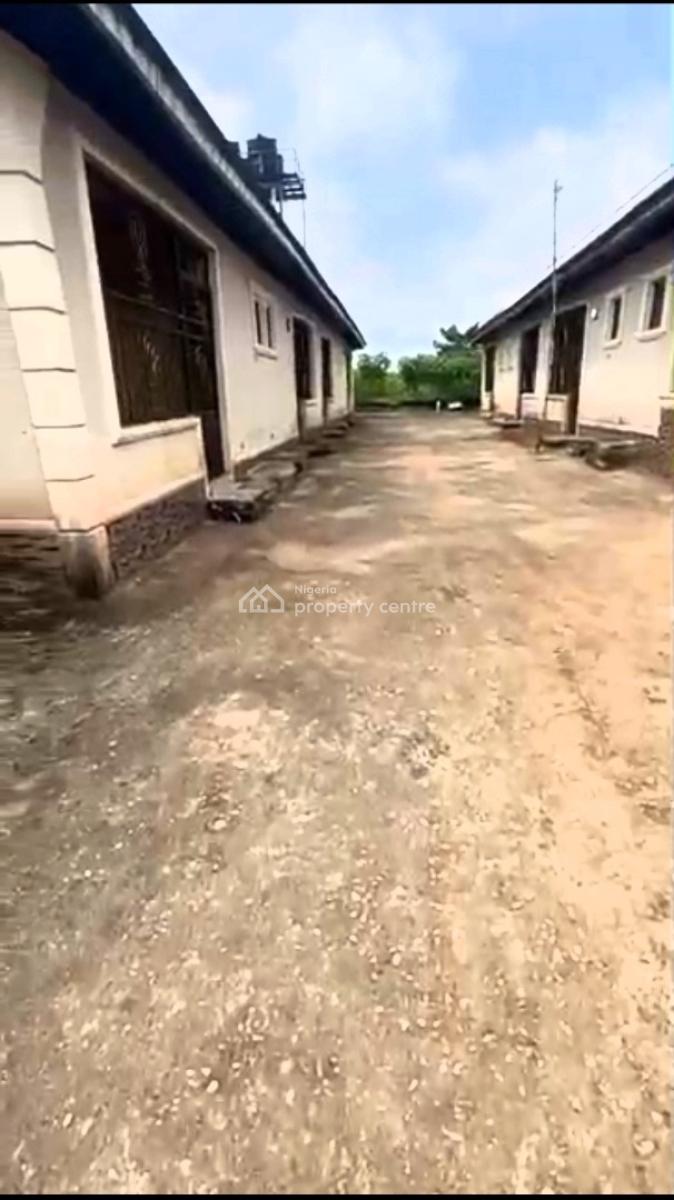 10 Standard Rooms and Parlour Self Cont, Benin, Oredo, Edo, Block of Flats for Sale