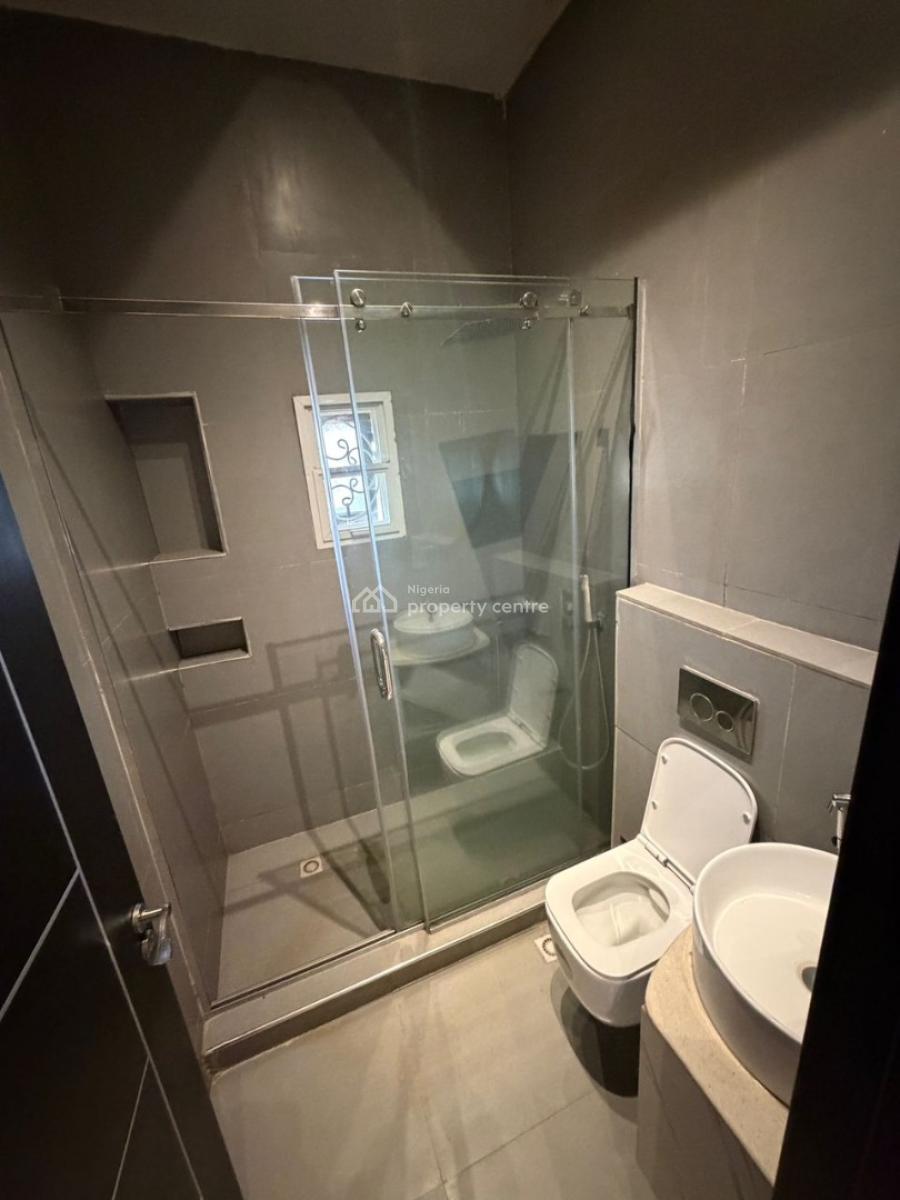 Fully Furnished 3 Bedroom Apartment  + 1 Room Bq, Jahi, Abuja, Flat / Apartment for Sale