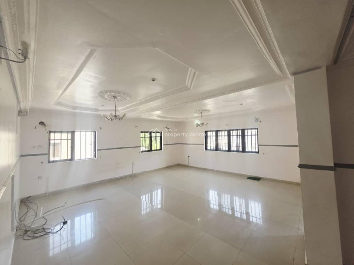 Self Serviced 3 Bedrooms Flat with Bq, Off Admiralty Road, Lekki Phase 1, Lekki, Lagos, Flat / Apartment for Rent