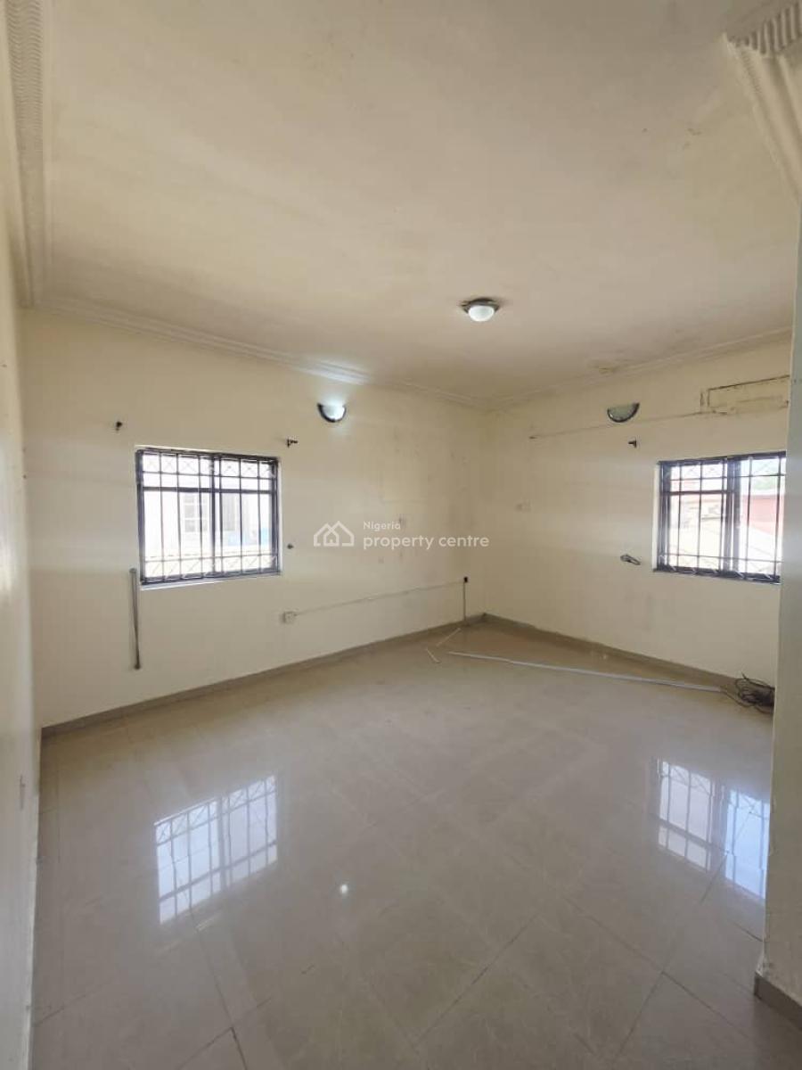 Self Serviced 3 Bedrooms Flat with Bq, Off Admiralty Road, Lekki Phase 1, Lekki, Lagos, Flat / Apartment for Rent