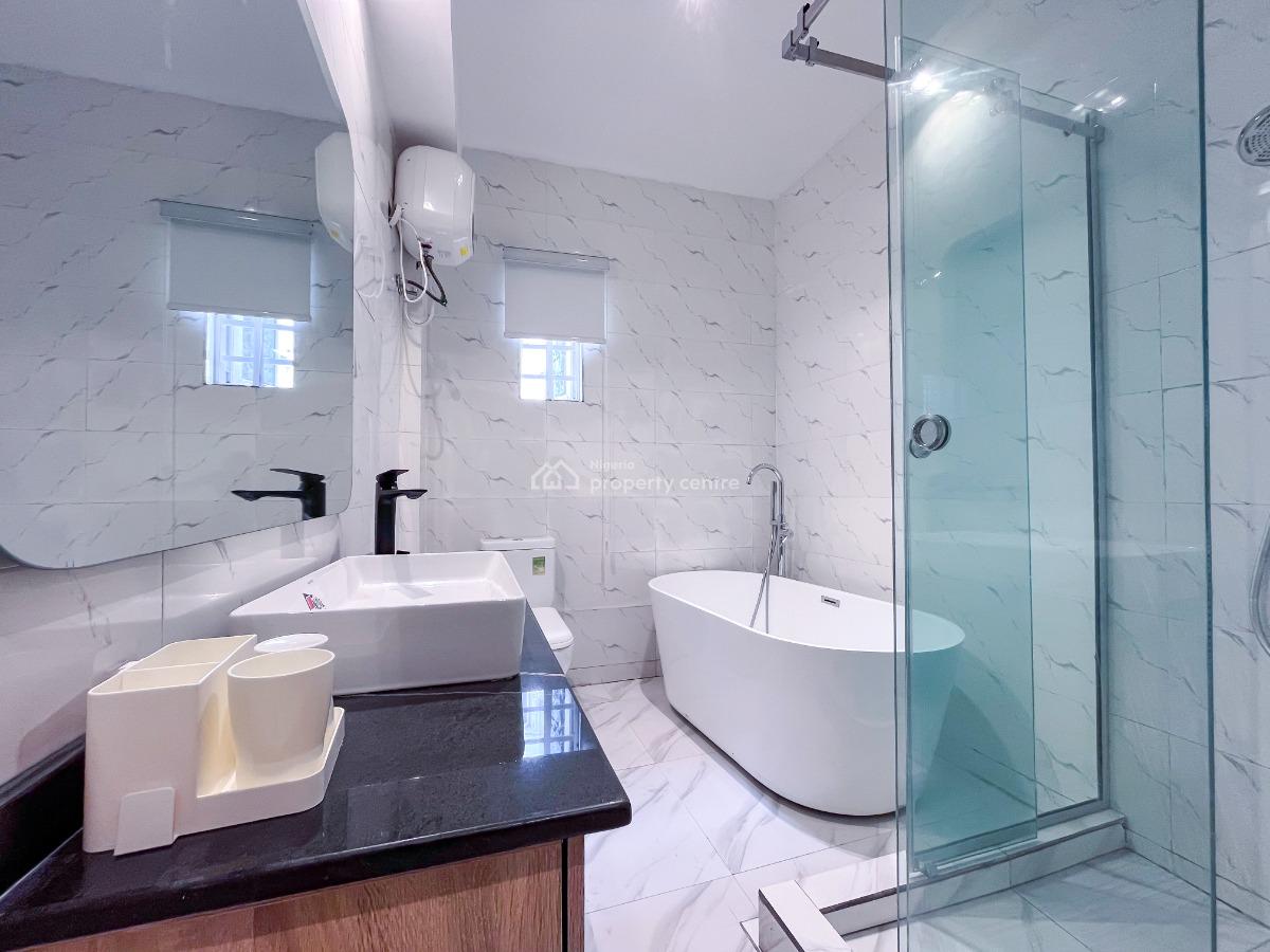 Luxury 3 Bedroom Apartment, Chevy View Estate, Chevron Drive, Lekki Phase 2, Lekki, Lagos, Flat / Apartment Short Let