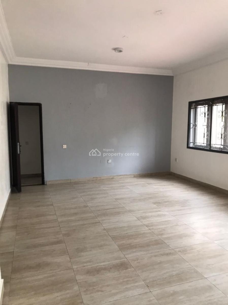 Luxury Three Bedrooms Apartment in a Serene Estate, Off Admiralty Way, Lekki Phase 1, Lekki, Lagos, Flat / Apartment for Rent