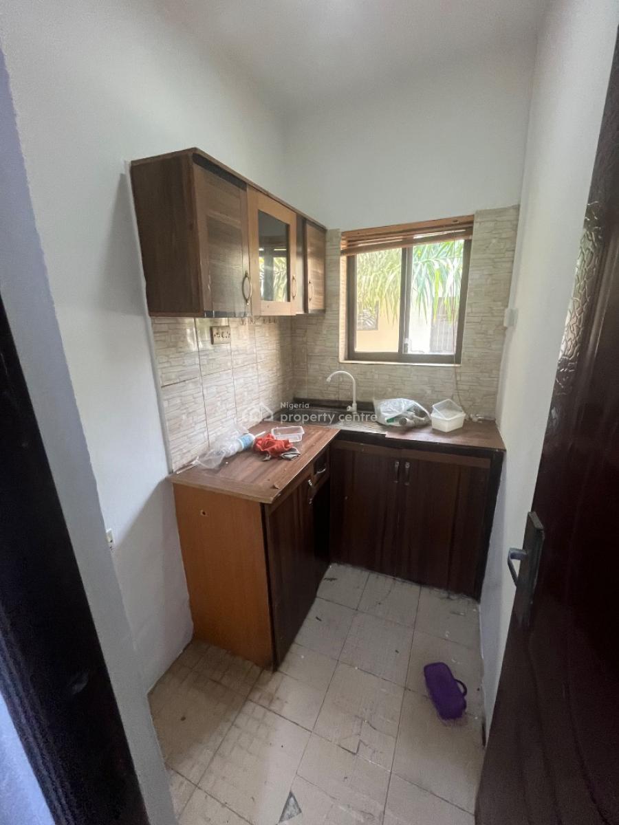 Mini Flat, Off Fola Osibo, Lekki Phase 1, Lekki, Lagos, Mini Flat (room and Parlour) for Rent