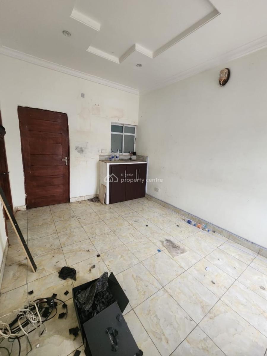 Affordable Room and Parlor (miniflat) in a Serene Location, Lekki, Lagos, Mini Flat (room and Parlour) for Rent
