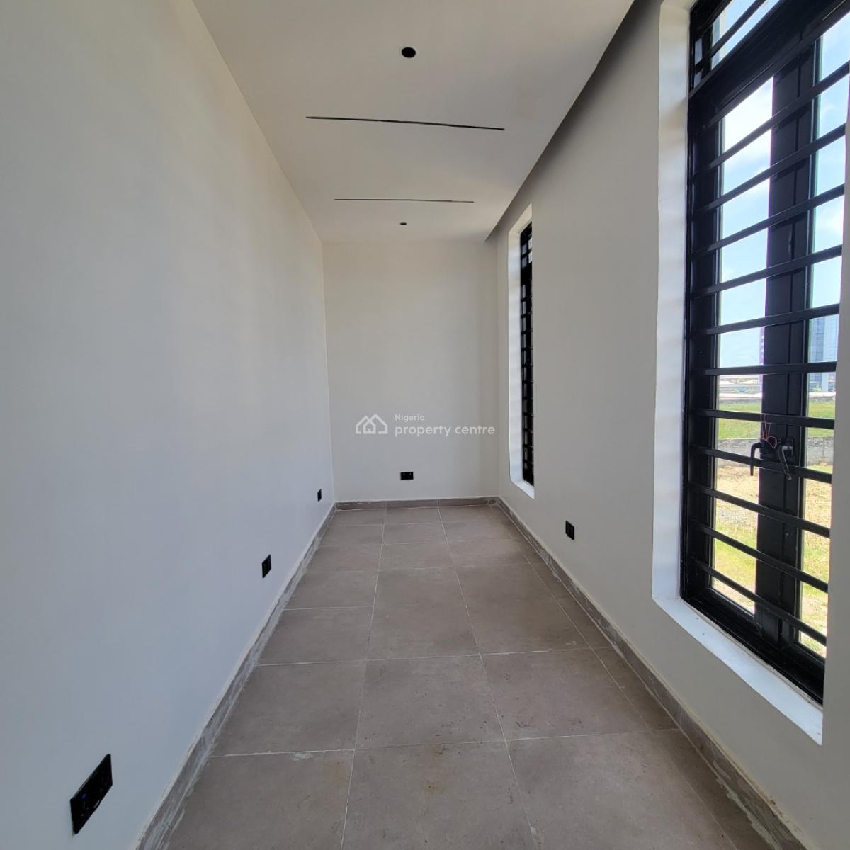 Enormous 5bedroom Duplex with a Bq,pool,cinema, Gym, Located in a Prestigious Estate Close to Commercial Amenities, Lekki Phase 1, Lekki, Lagos, Detached Duplex for Sale