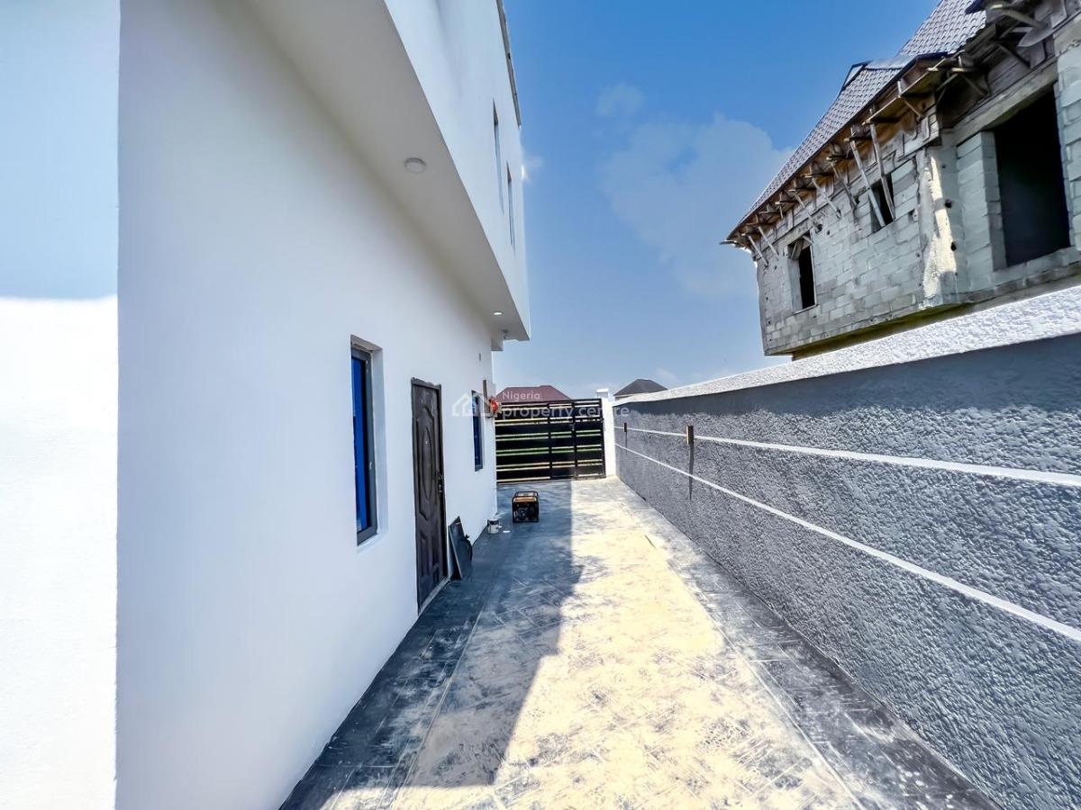 Massive and Beautiful 3 Bedroom Semi Detached with Bq, Abraham Adesanya, Sangotedo, Ajah, Lagos, House for Sale