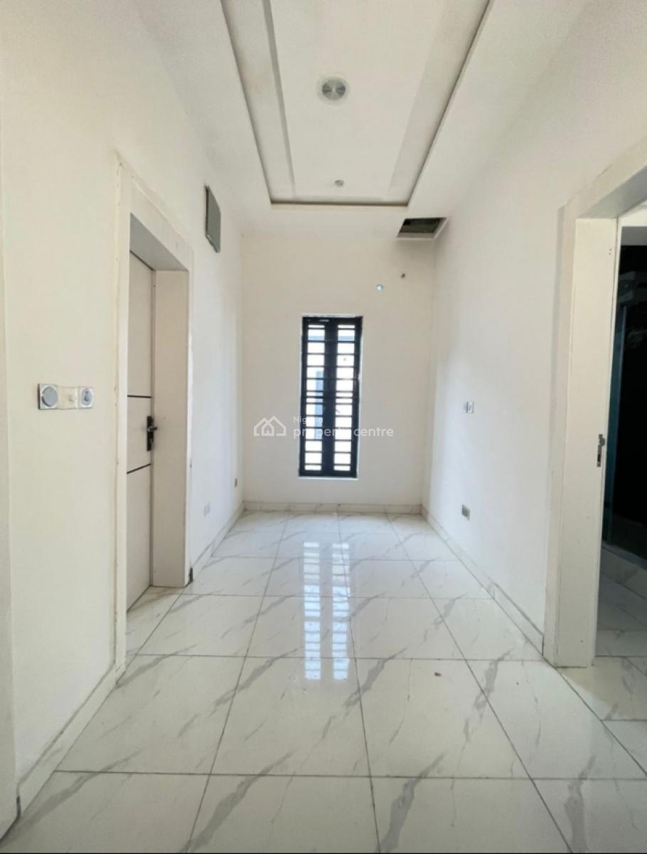 4 Bedrooms Semi Detached Duplex with Bq, Ikota, Lekki, Lagos, Semi-detached Duplex for Sale