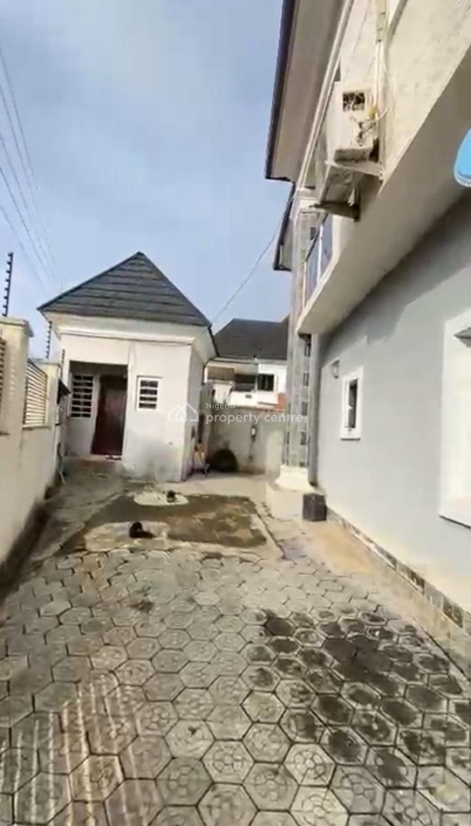 4 Units of 3 Bedroom Flats, Oredo, Edo, Block of Flats for Sale