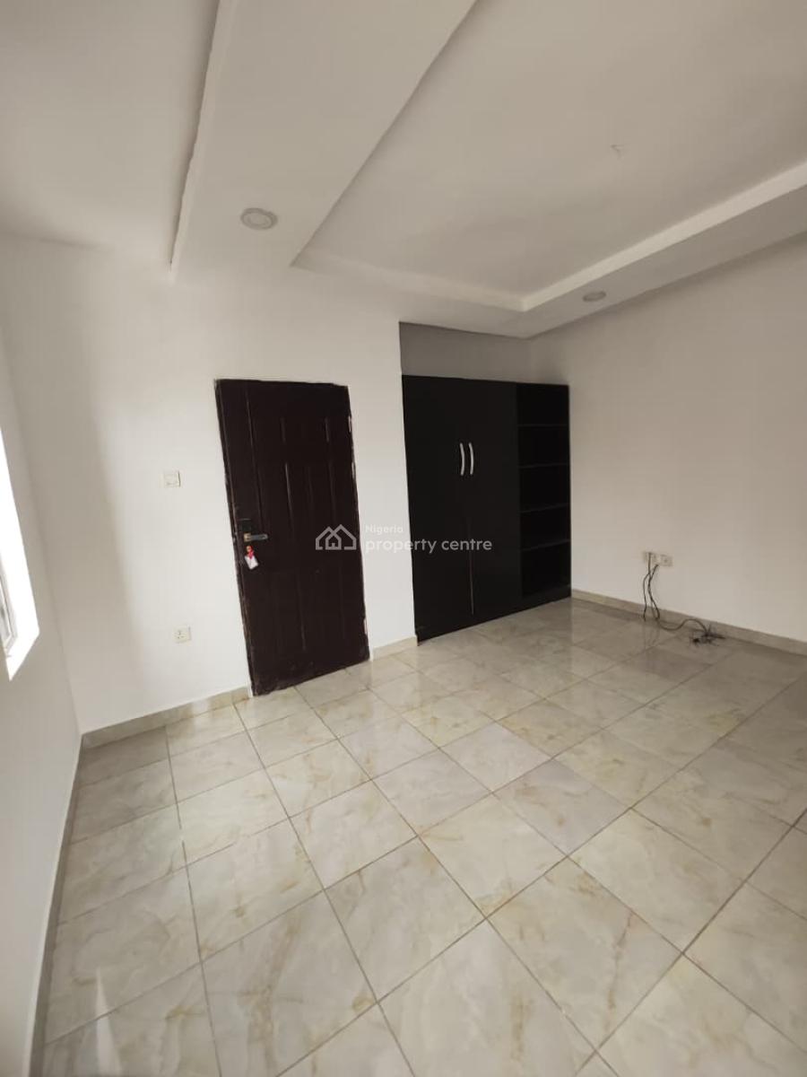 Clean 3 Bedroom Flat Apartment in an Estate, Olokonla, Ajah, Lagos, Flat / Apartment for Rent