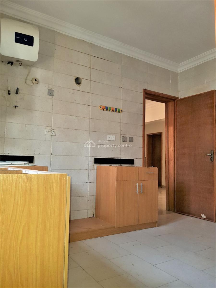 3 Bedroom Flat in a Serene and Tightly Secured Neighbourhood, Ikota Villa Estate, Ikota, Lekki, Lagos, Flat / Apartment for Rent