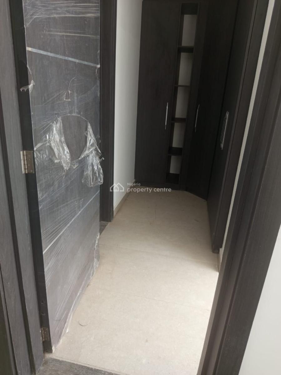 Hot  4 Bedroom for High Class Individual, Ikoyi, Lagos, Flat / Apartment for Rent