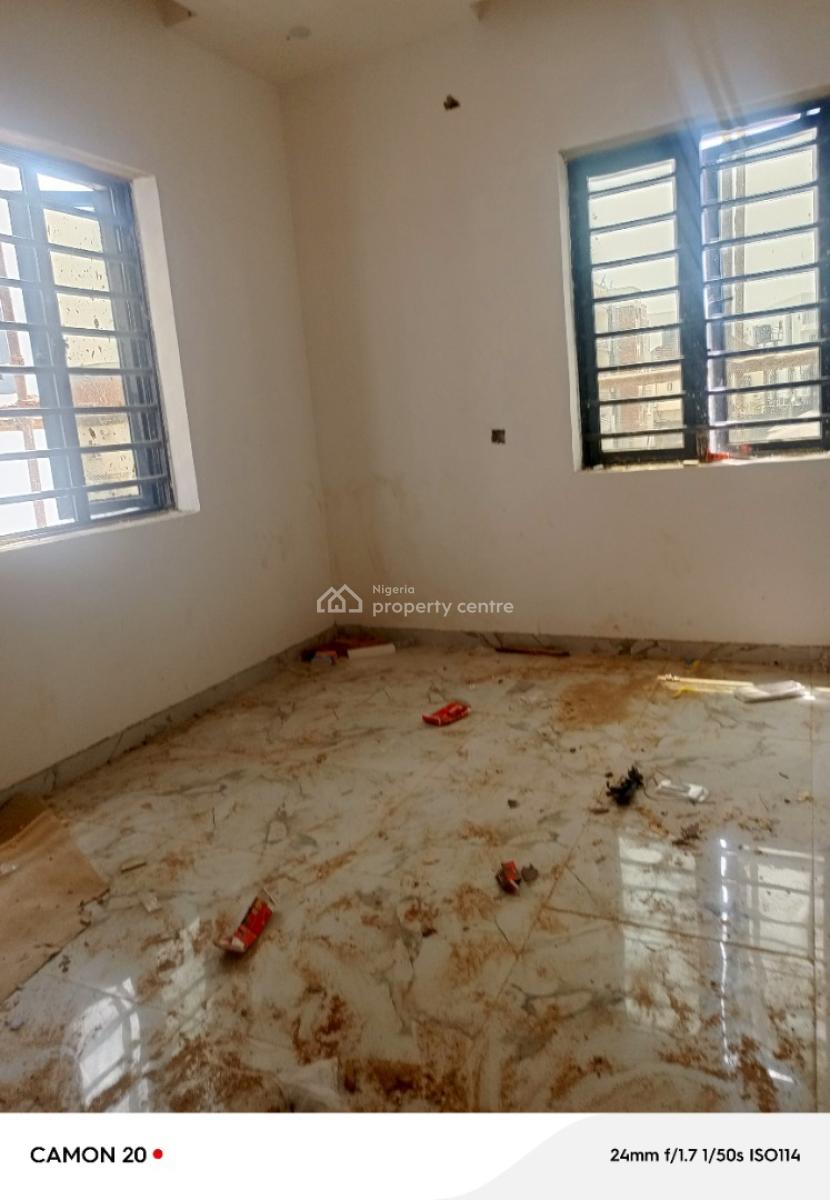 Morden 3 Bedroom Secure Estate, Surulere, Lagos, Flat / Apartment for Sale